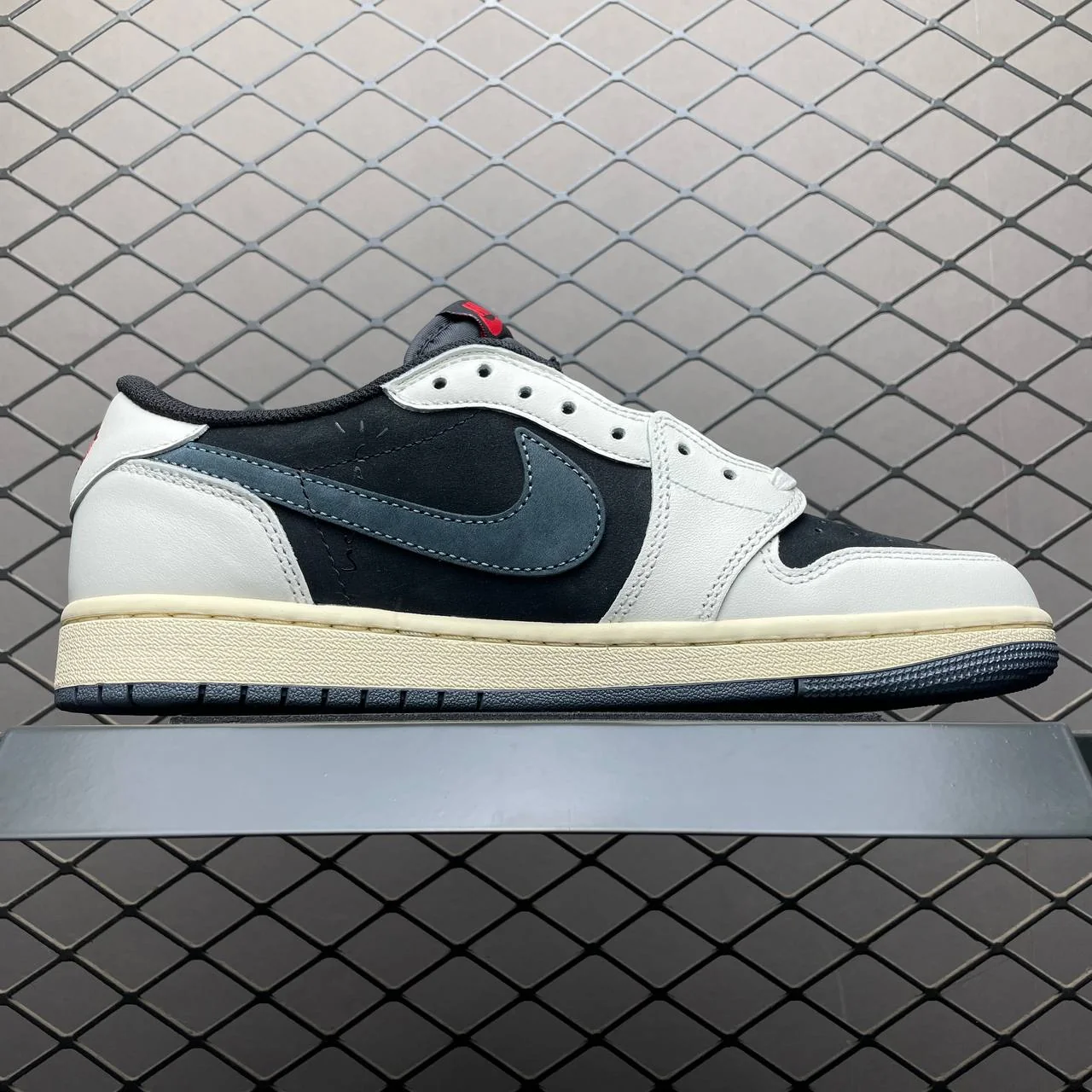Чоловічі кросівки - Nike